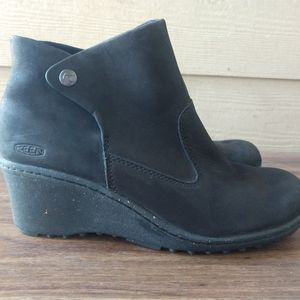 Keen High Heeled Boots Size 9
